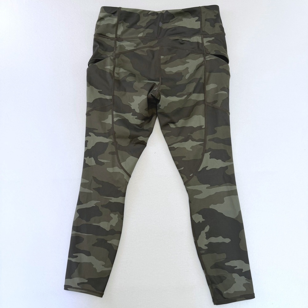 Athleta Ultimate Stash Pocket 7/8 Tights Green Camo Leggings Womens Size Medium
